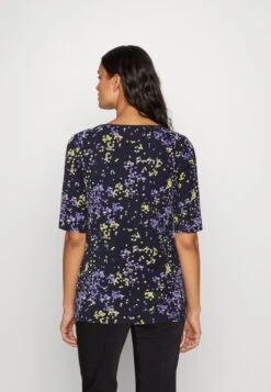 Edc By Esprit HANLEY - T-Shirt Print - Navy 10 Edc By Esprit HANLEY - T-Shirt Print - Navy -Esprit 087000c65af347338f5789f8a3a6d681