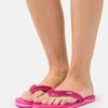 ESPRIT THONGS - Zehentrenner - Pink Fuchsia 1 ESPRIT THONGS - Zehentrenner - Pink Fuchsia -Esprit 0caf0c51a1454477868099df6f707f8a