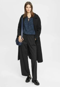 ESPRIT Langarmshirt - Petrol Blue 9 ESPRIT Langarmshirt - Petrol Blue -Esprit 1f9a327bfff24fa29e7ae2afbb764e21