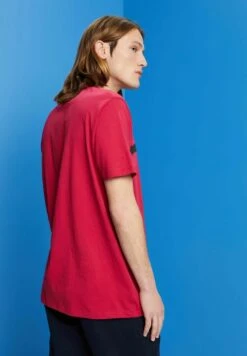 ESPRIT MIT KONTRASTSTREIFEN - T-Shirt Print - Dark Pink 12 ESPRIT MIT KONTRASTSTREIFEN - T-Shirt Print - Dark Pink -Esprit 32ee730edef147d49082c1a1b30275f7