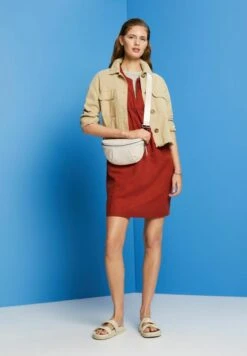 ESPRIT REGULAR FIT - Freizeitkleid - Terracotta New 10 ESPRIT REGULAR FIT - Freizeitkleid - Terracotta New -Esprit 3ffe9595f1724d87bcc3c1085bd88026