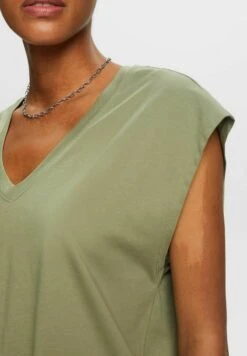 Edc By Esprit MIT V AUSSCHNITT - T-Shirt Basic - Light Khaki 11 Edc By Esprit MIT V AUSSCHNITT - T-Shirt Basic - Light Khaki -Esprit 42a8ae5cc76e4fdcbf87fe5f2babf300