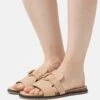 ESPRIT SLIDE - Pantolette Flach - Sand 1 ESPRIT SLIDE - Pantolette Flach - Sand -Esprit 4e238ca04c09459b883f6abee30f5385