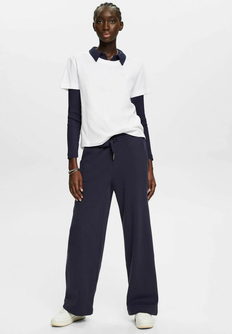 ESPRIT MIT LOGO-PRINT - T-Shirt Basic - White 4 ESPRIT MIT LOGO-PRINT - T-Shirt Basic - White – Bild 2