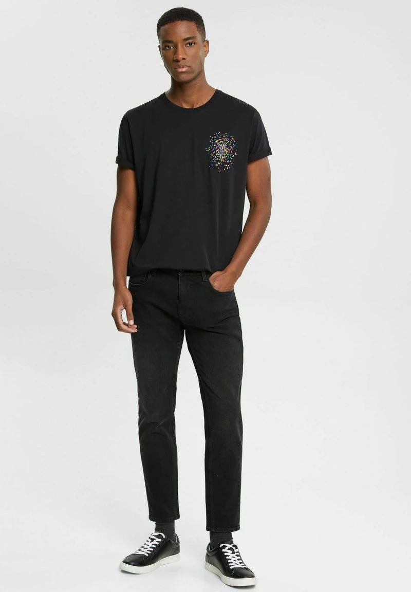 Edc By Esprit MIT PRINT AUF BRUSTHÖHE - T-Shirt Print - Black 4 Edc By Esprit MIT PRINT AUF BRUSTHÖHE - T-Shirt Print - Black – Bild 2