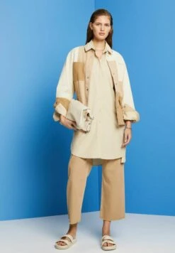 ESPRIT LIGHT - Blusenkleid - Beige 11 ESPRIT LIGHT - Blusenkleid - Beige -Esprit 56e7aabff3fc4f2f9b6b48222eac4849
