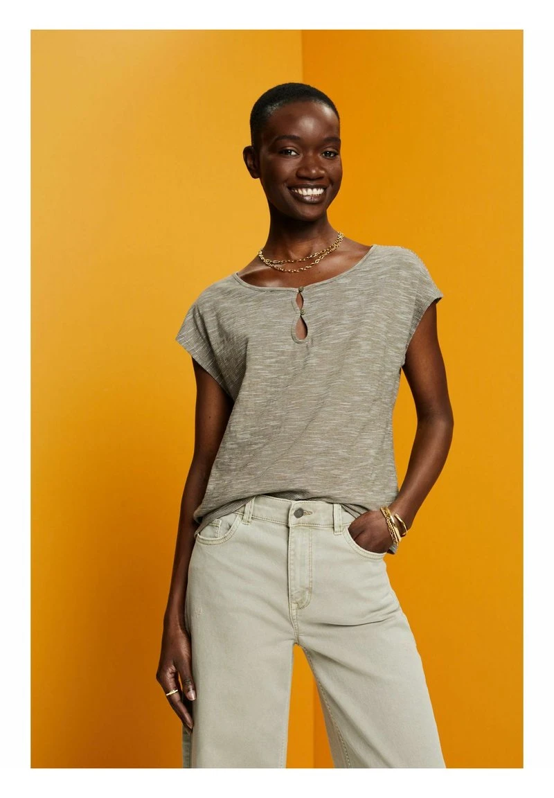 Edc By Esprit T-Shirt Print - Khaki Green 6 Edc By Esprit T-Shirt Print - Khaki Green – Bild 4