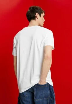 ESPRIT MIT FRONTPRINT - T-Shirt Print - New White 12 ESPRIT MIT FRONTPRINT - T-Shirt Print - New White -Esprit 68d6a77acfee41b5972087ab9f7a245d