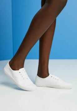 ESPRIT Sneaker Low - Off White