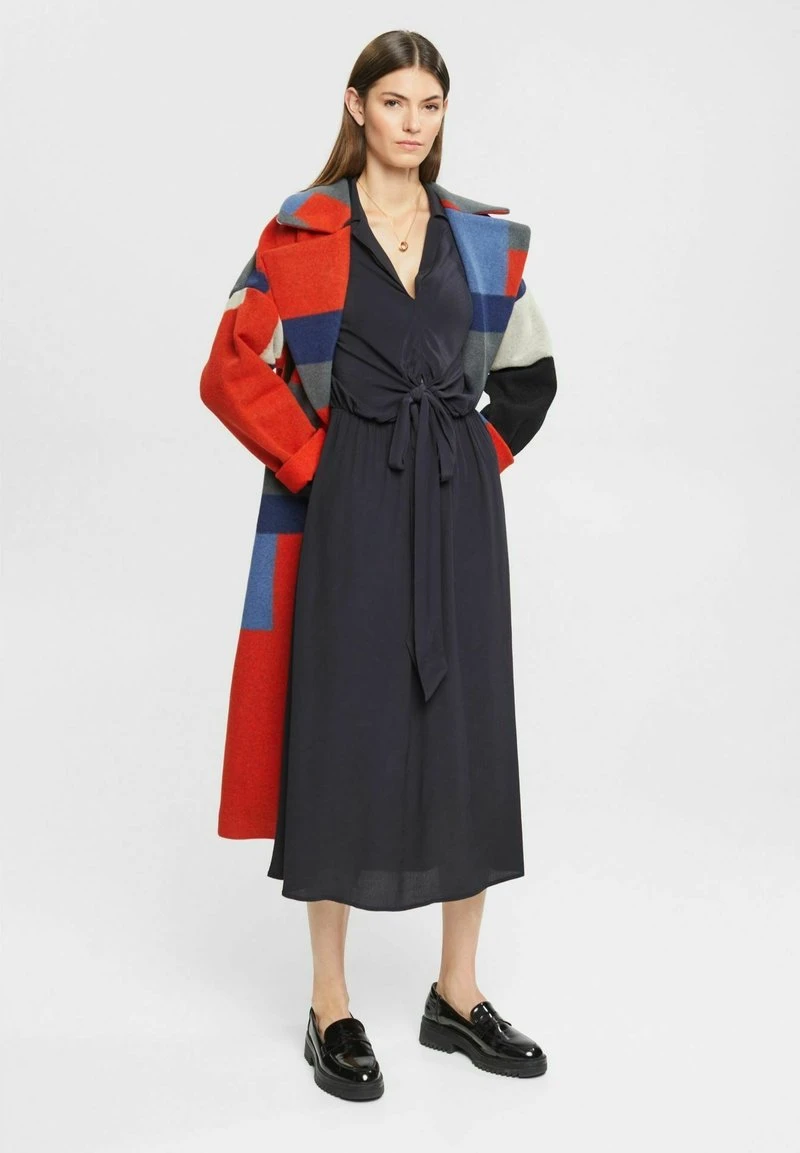 ESPRIT MIDI MIT BINDEDETAIL - Freizeitkleid - Black 4 ESPRIT MIDI MIT BINDEDETAIL - Freizeitkleid - Black – Bild 2