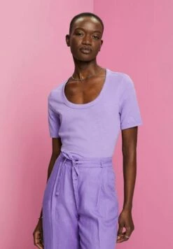 ESPRIT MIT U AUSSCHNITT - T-Shirt Basic - Purple -Esprit 79b20b109a494515883d1c1d60b6ad41