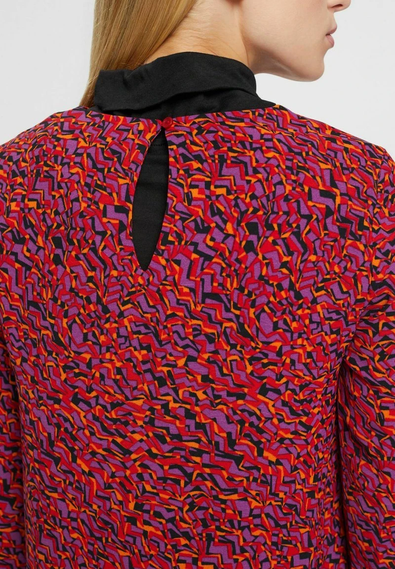 ESPRIT MIT MUSTER UND CUTOUT - Freizeitkleid - Dark Red 7 ESPRIT MIT MUSTER UND CUTOUT - Freizeitkleid - Dark Red – Bild 5