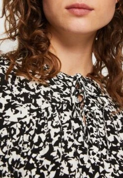 ESPRIT TIE - Langarmshirt - Ice 13 ESPRIT TIE - Langarmshirt - Ice -Esprit 8abc100604a6489484b5426843a1c7f4