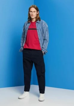 ESPRIT MIT KONTRASTSTREIFEN - T-Shirt Print - Dark Pink 10 ESPRIT MIT KONTRASTSTREIFEN - T-Shirt Print - Dark Pink -Esprit 91493d04204c496a9c6309f9d8d8113b