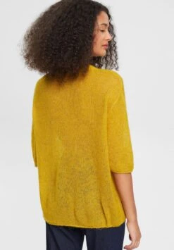 ESPRIT T-Shirt Basic - Dusty Yellow 10 ESPRIT T-Shirt Basic - Dusty Yellow -Esprit 9d4c97270f41458190f9279072ae8f1d