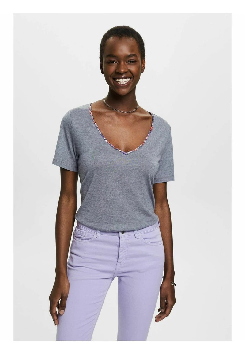 ESPRIT MIT GEBLÜMTEM V AUSSCHNITT - T-Shirt Print - Navy 3 ESPRIT MIT GEBLÜMTEM V AUSSCHNITT - T-Shirt Print - Navy