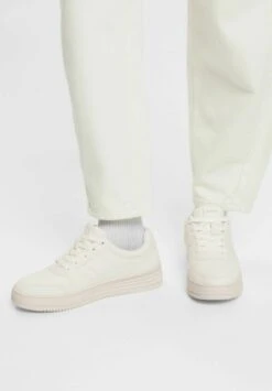 ESPRIT A20 03 LU2 - Sneaker Low - White