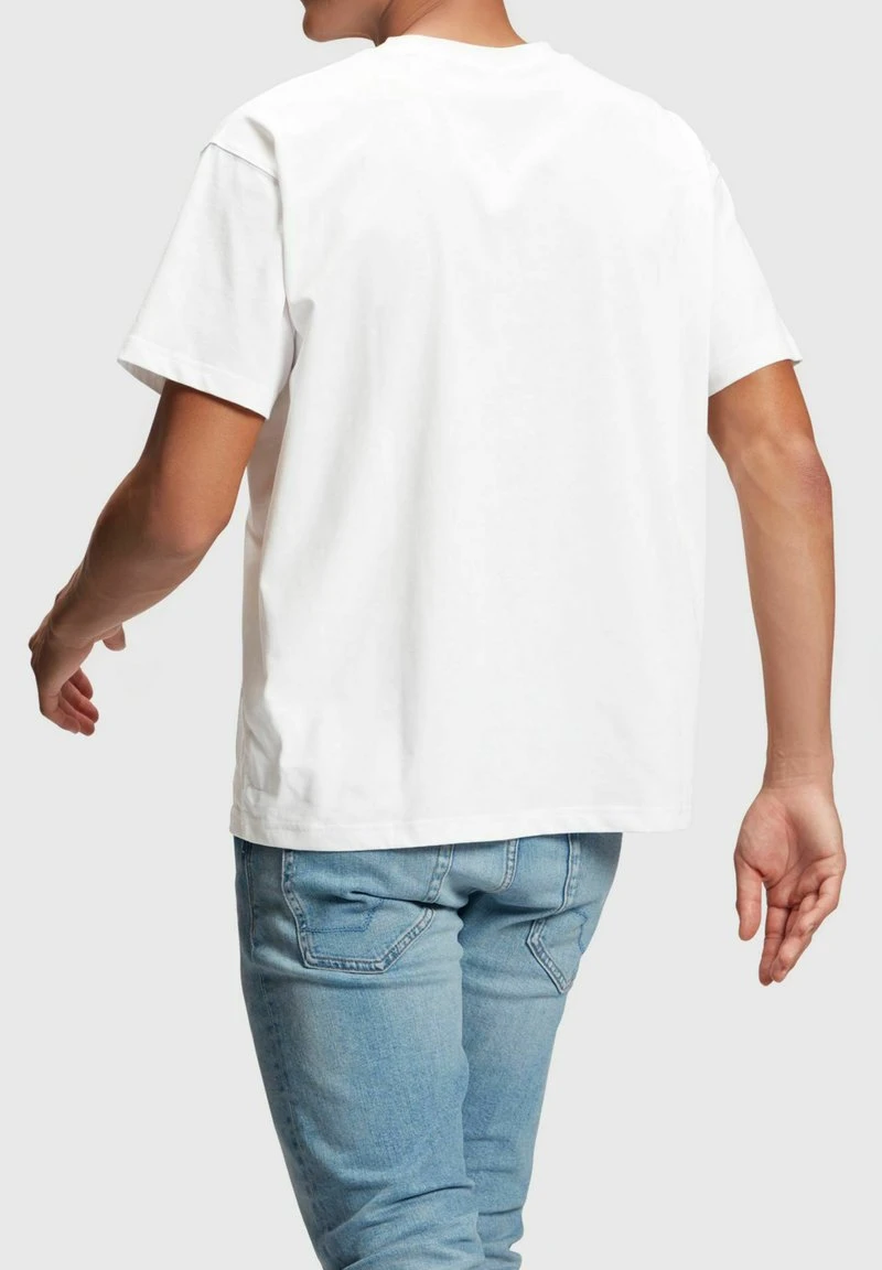 ESPRIT YAGI ARCHIVE MIT RUNDHALSAUSSCHNITT - T-Shirt Print - White 4 ESPRIT YAGI ARCHIVE MIT RUNDHALSAUSSCHNITT - T-Shirt Print - White – Bild 2