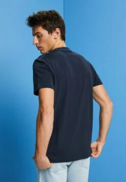 ESPRIT T-Shirt Basic - Navy 12 ESPRIT T-Shirt Basic - Navy -Esprit af9eed0e974e46a3baec9b5377bf0980