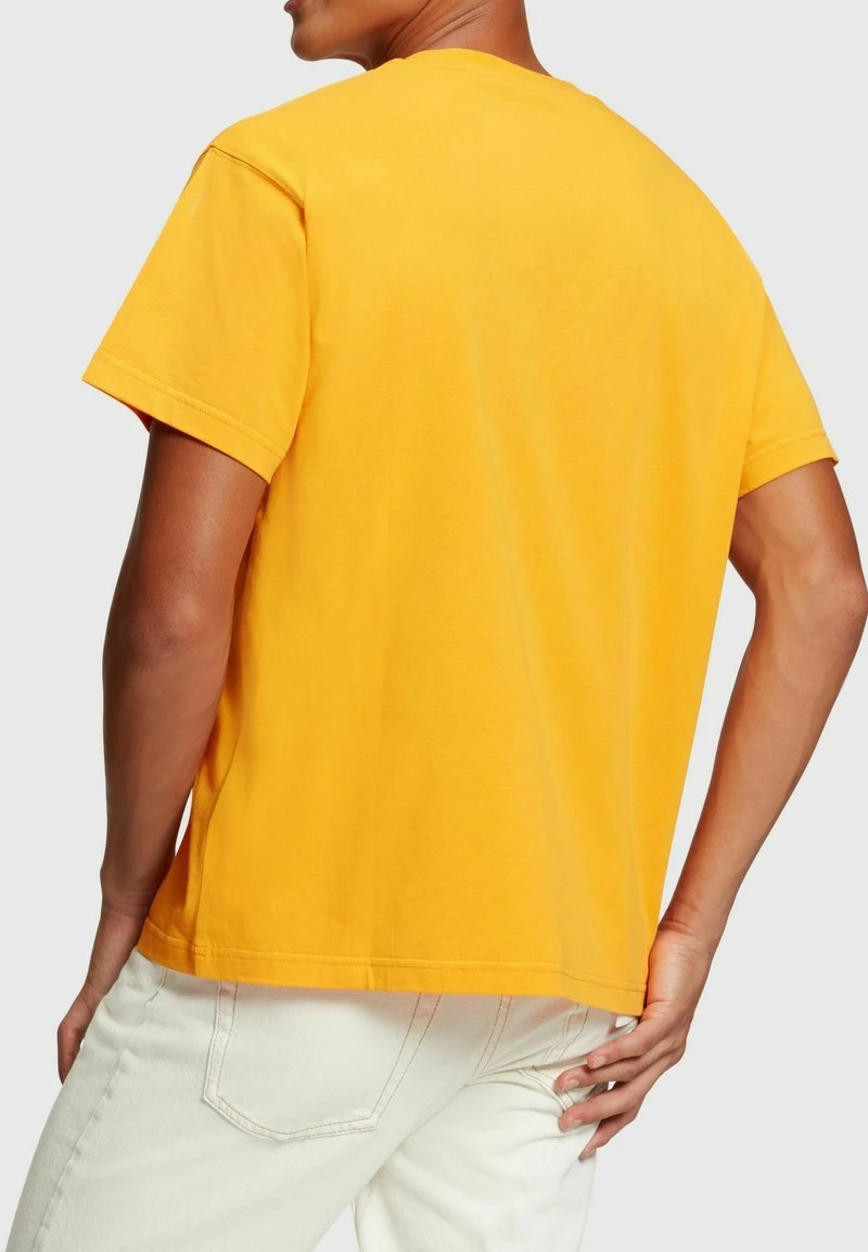 ESPRIT YAGI ARCHIVE MIT GRAFIK PRINT - T-Shirt Print - Yellow 4 ESPRIT YAGI ARCHIVE MIT GRAFIK PRINT - T-Shirt Print - Yellow – Bild 2