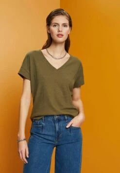Edc By Esprit MIT V AUSSCHNITT - T-Shirt Basic - Khaki Green 13 Edc By Esprit MIT V AUSSCHNITT - T-Shirt Basic - Khaki Green -Esprit c33cd94851004730b5d553d3590fd3cd