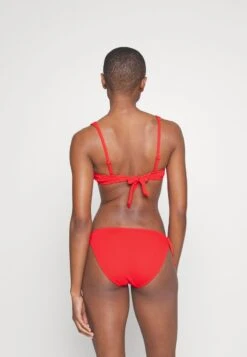 ESPRIT JOIA BEACH SCOOP - Bikini-Top - Red 10 ESPRIT JOIA BEACH SCOOP - Bikini-Top - Red -Esprit c7708cc97fbf4bb0bda102c3bda3084c
