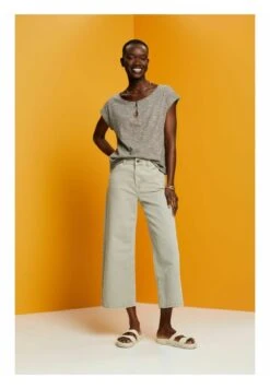 Edc By Esprit T-Shirt Print - Khaki Green 13 Edc By Esprit T-Shirt Print - Khaki Green -Esprit c7ab96e2bd984ec8875144ef0df969da