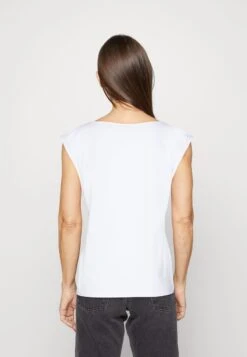 ESPRIT TEE - T-Shirt Basic - White 10 ESPRIT TEE - T-Shirt Basic - White -Esprit cb34a268ec0f41808a3a335901ed6bd8