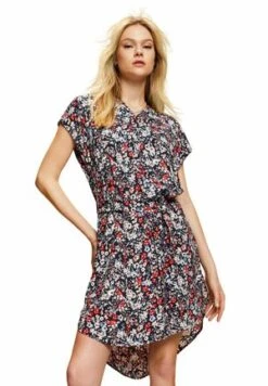 ESPRIT Strickkleid - Pistachio Green 13 ESPRIT Strickkleid - Pistachio Green -Esprit d1fd74e3e594499bb7f38226ab7a2766