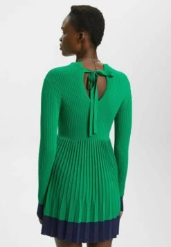 ESPRIT MIT RUNDHALS - Strickkleid - Emerald Green 10 ESPRIT MIT RUNDHALS - Strickkleid - Emerald Green -Esprit d5662f2333d640cfae0a3575cedfc2ac