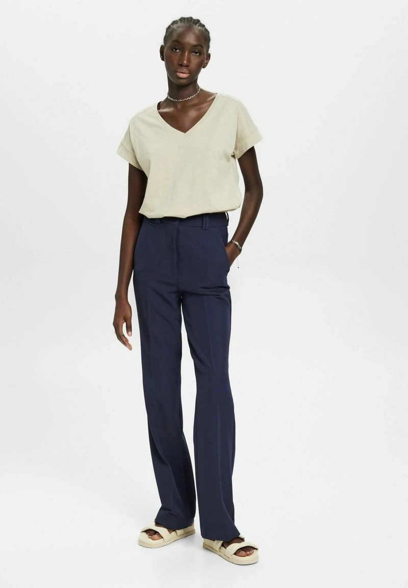 ESPRIT MIT V AUSSCHNITT - T-Shirt Basic - Dusty Green 4 ESPRIT MIT V AUSSCHNITT - T-Shirt Basic - Dusty Green – Bild 2