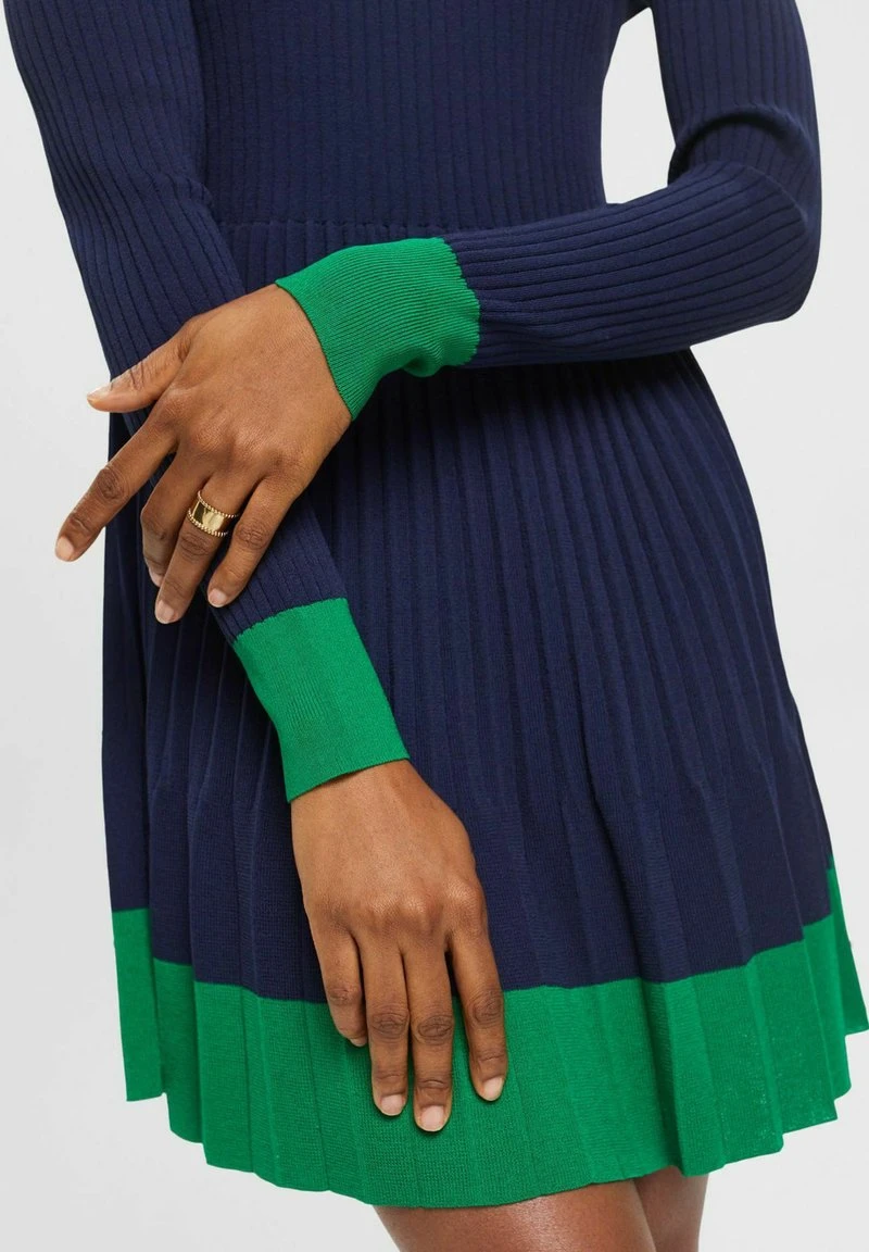 ESPRIT MIT RUNDHALS - Strickkleid - Dark Blue 8 ESPRIT MIT RUNDHALS - Strickkleid - Dark Blue – Bild 6