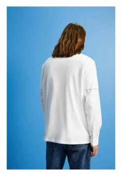 ESPRIT MIT BRUSTTASCHE - T-Shirt Print - White 12 ESPRIT MIT BRUSTTASCHE - T-Shirt Print - White -Esprit f8f61bd1fcf7432daf2c99cd58eec52d