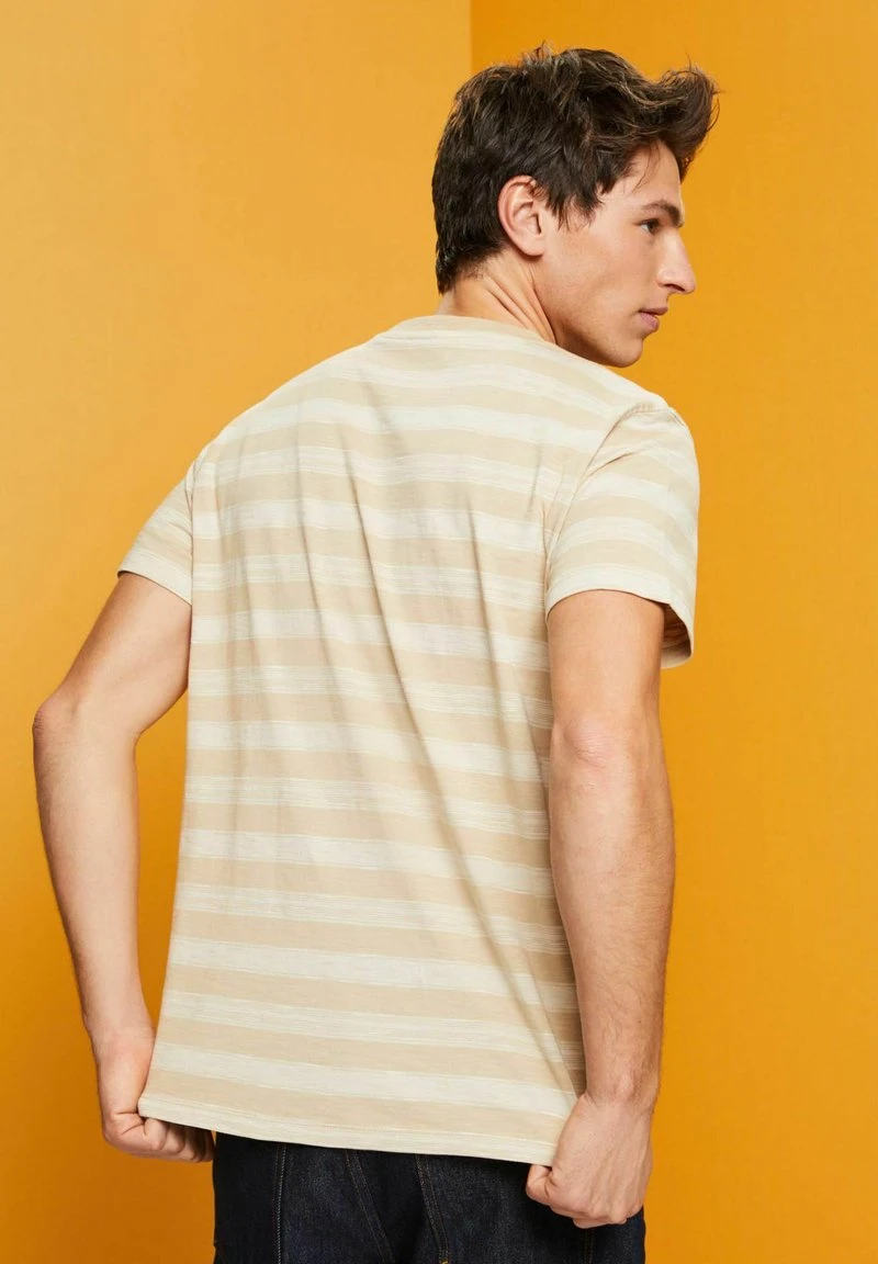 ESPRIT T-Shirt Print - Sand 7 ESPRIT T-Shirt Print - Sand – Bild 5